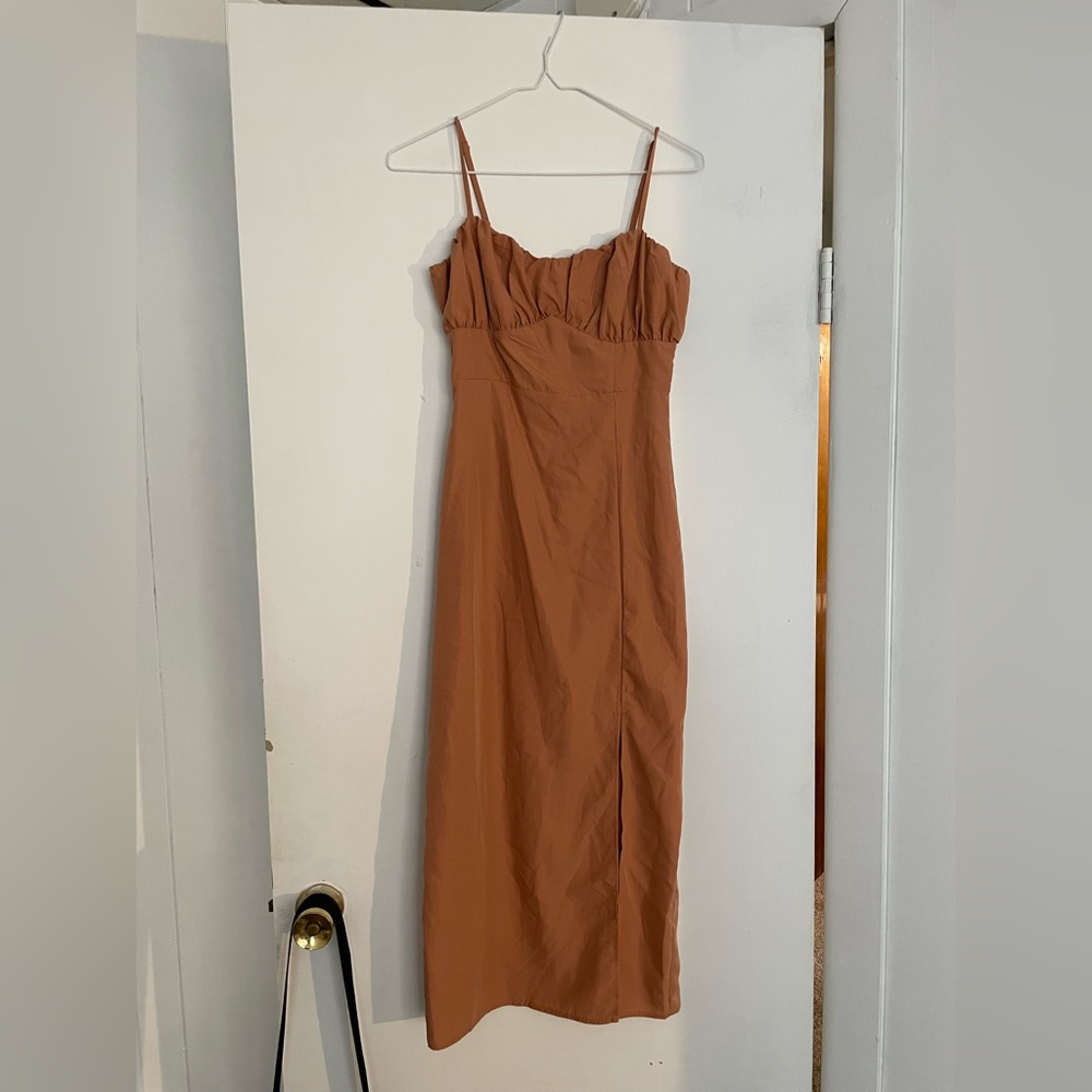 Forever 21 Women’s Size XS Tan Dress with Slit